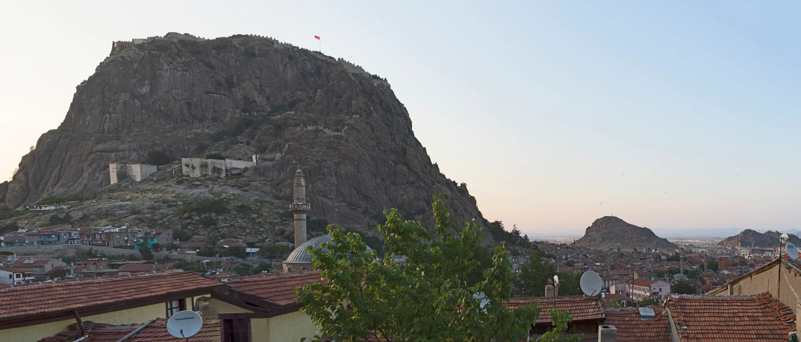 Afyonkarahisar Kalesi ve şehir